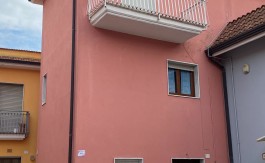 410a9efc-c20a-4bbc-977b-8952b259331d